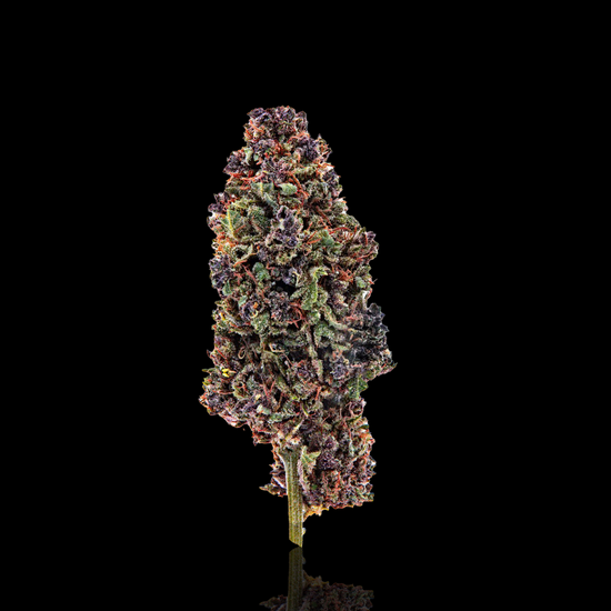 YAGA Farms Dessertz 3.5G - Indica: Experience indulgent sweetness in this image capturing the essence of decadent candy.